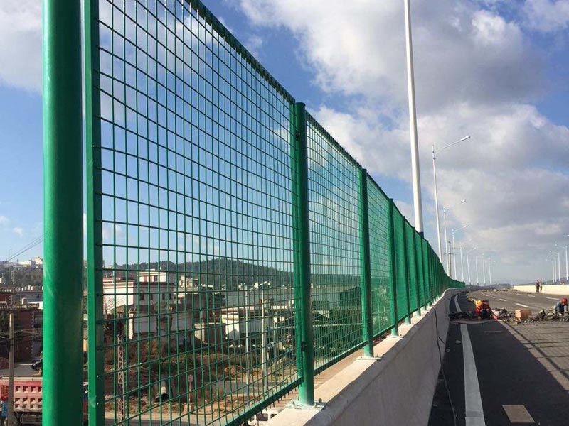 �����o�ھW